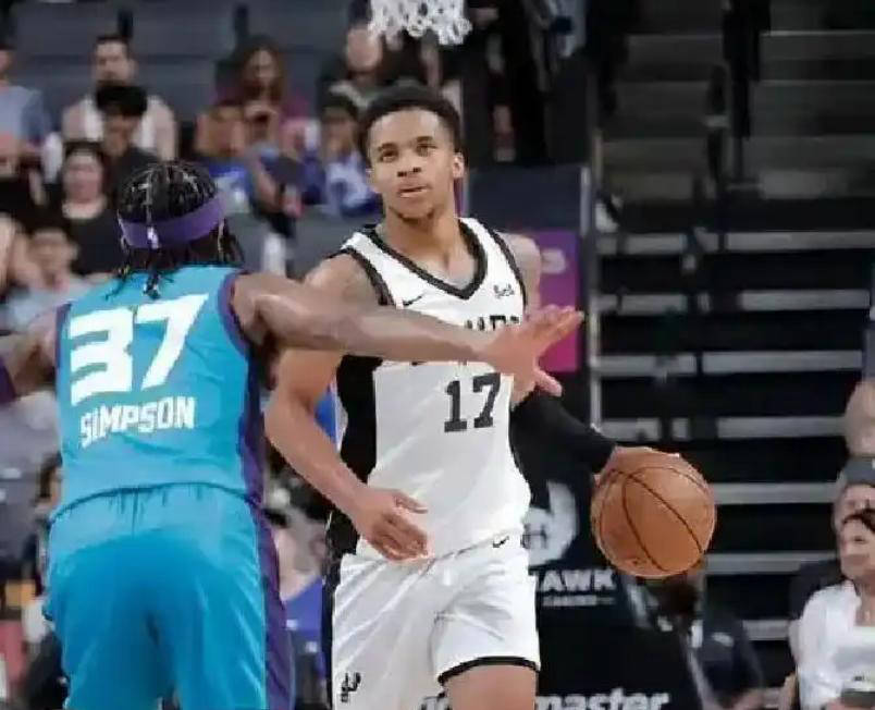 世界杯官网-CBA最新快讯：北控锁定小尼尔森补强，杨瀚森坦言差距，咪咕有望重启直播